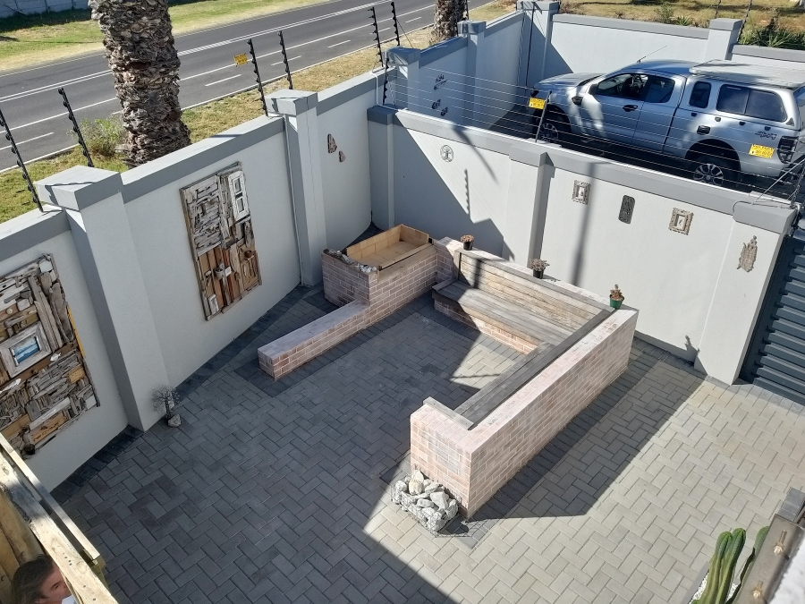 7 Bedroom Property for Sale in Melkbosstrand Central Western Cape
